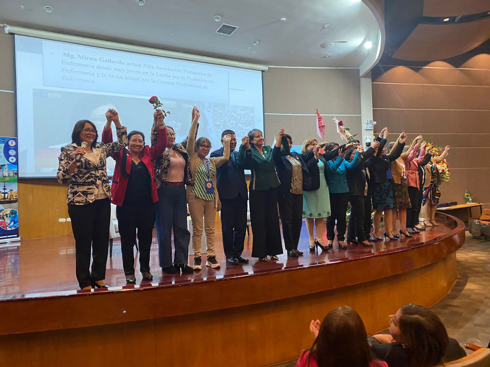 Concluye exitoso Congreso Internacional de las Enfermeras del Perú
